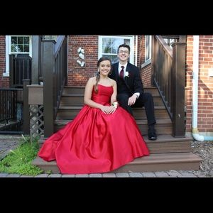 Red prom dress